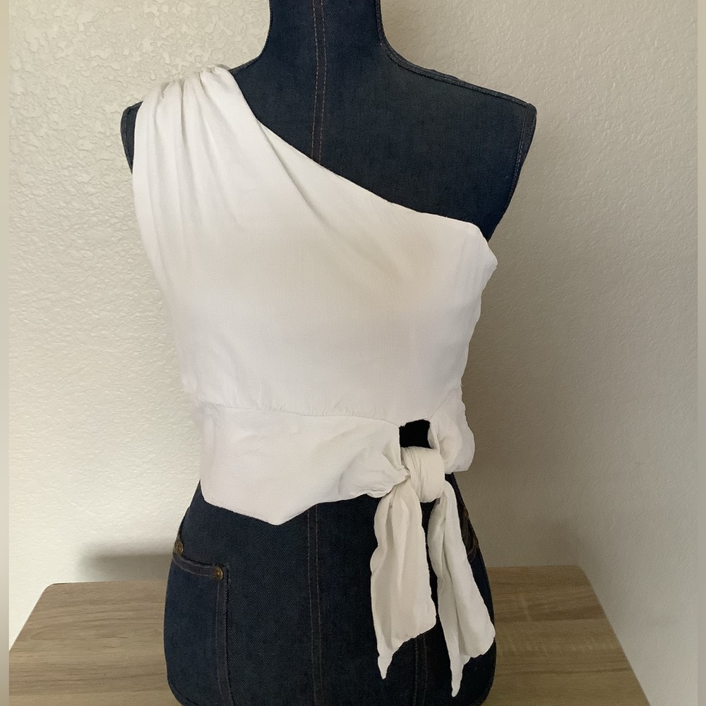 Free People White Carmen Sleeveless Asymmetrical One Shoulder Top Women's Large